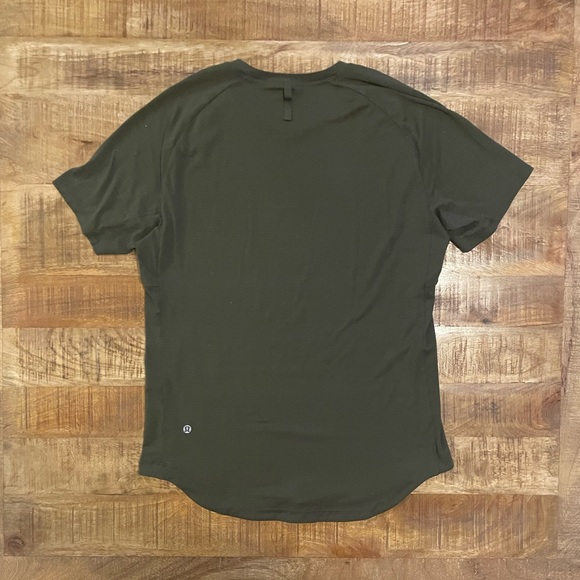 Lululemon Drysense Short Sleeve Shirt - Picture 2 of 6